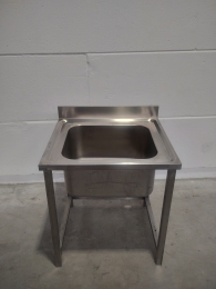 stainless steel sink